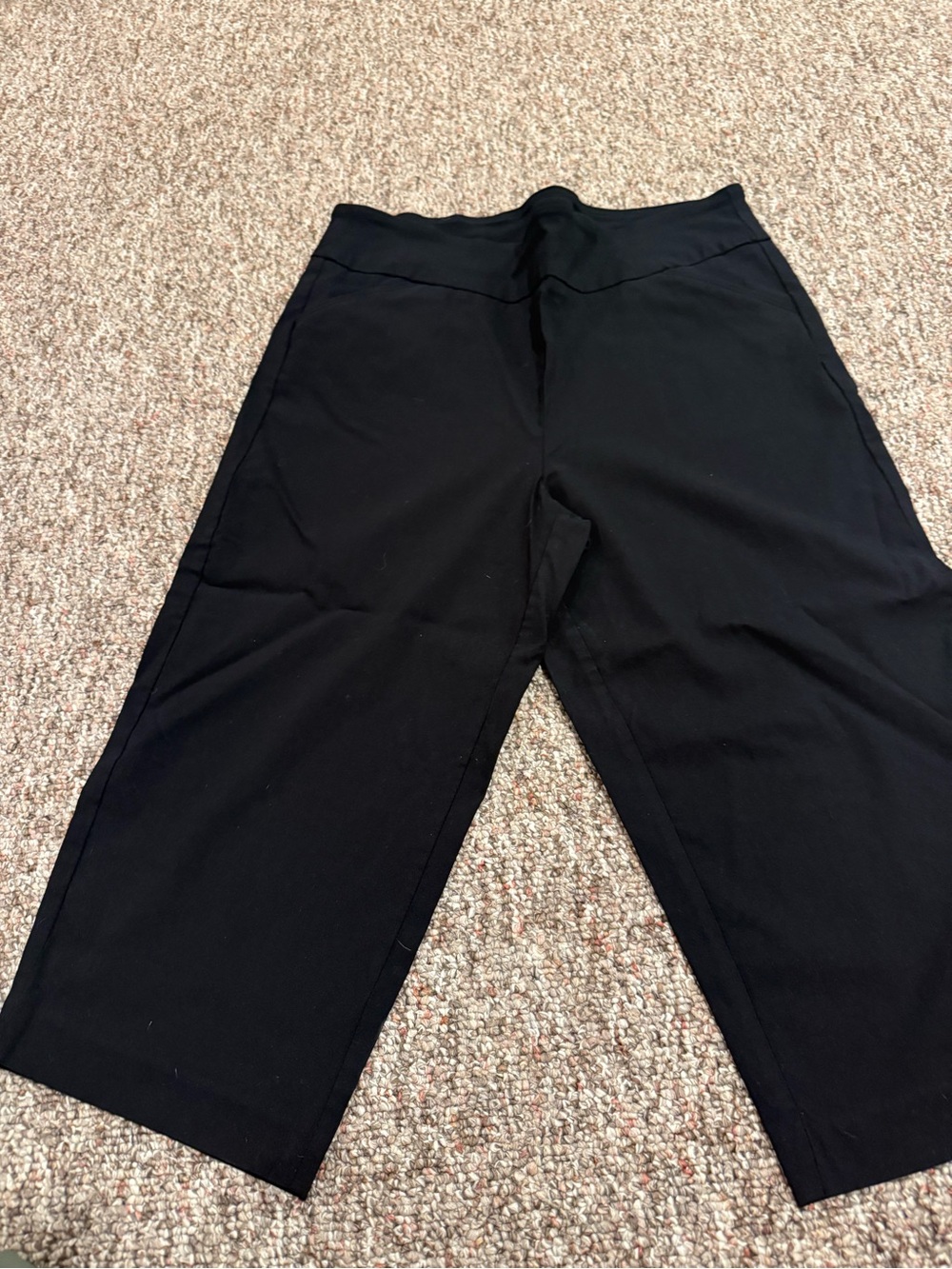Women’s Worthington Black Cropped Wide-Leg Capris